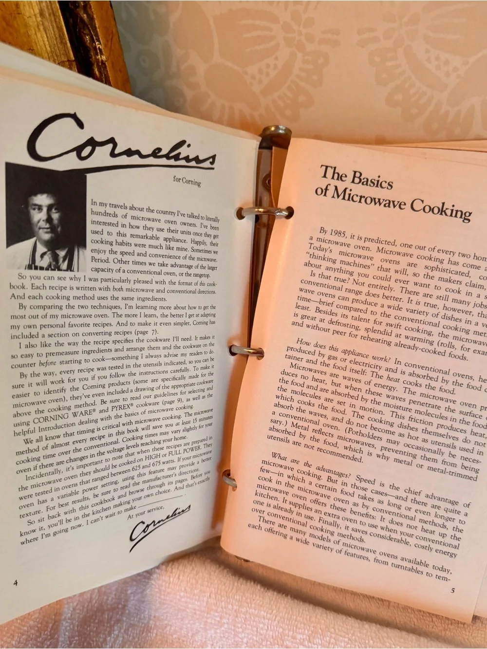 Vintage 1979 Corning’s Cook’s Choice Cookbook Binder CorningWare Pyrex 1st Print